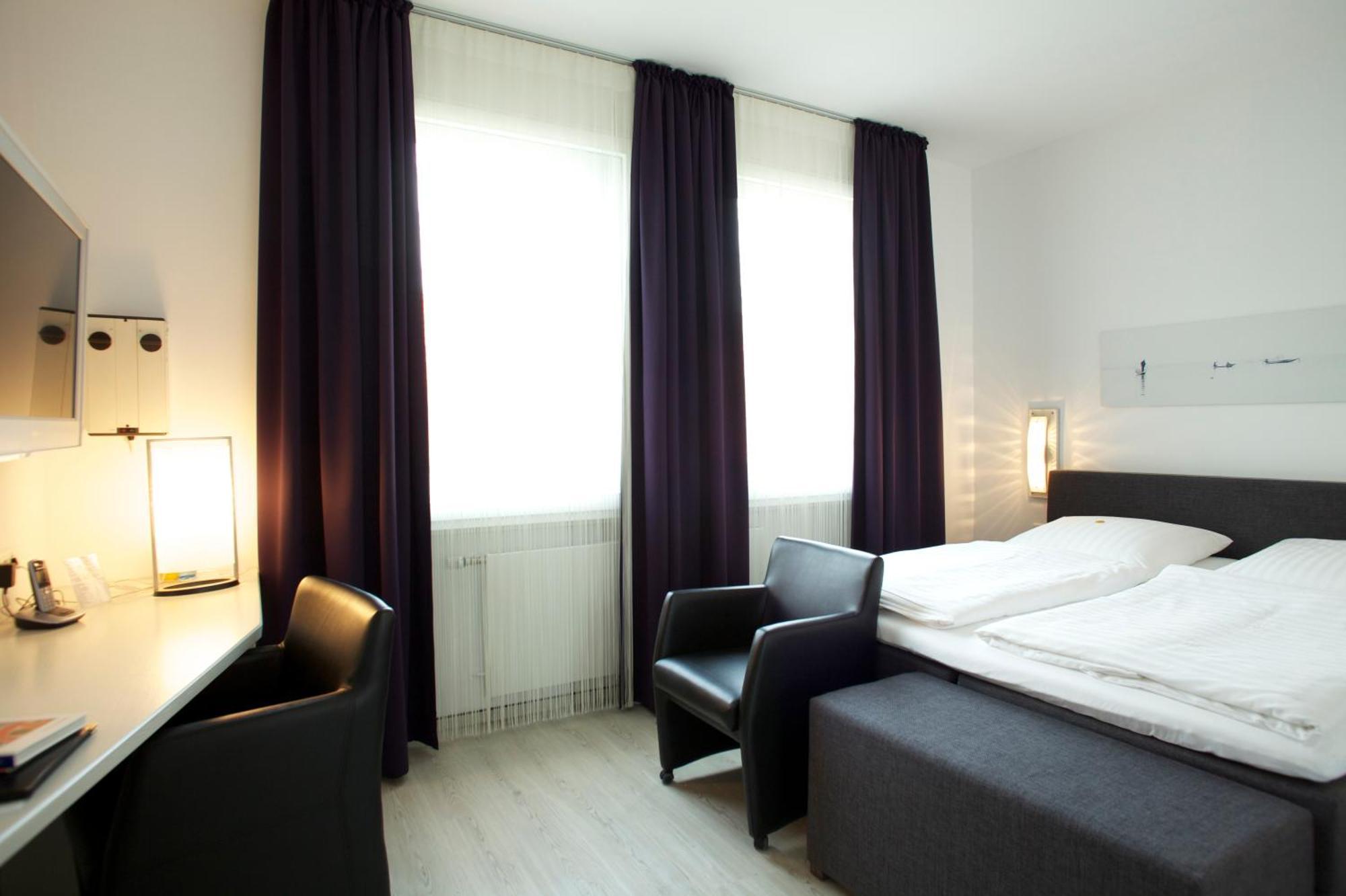 Hotel Zur Wartburg Rheda-Wiedenbrueck Luaran gambar