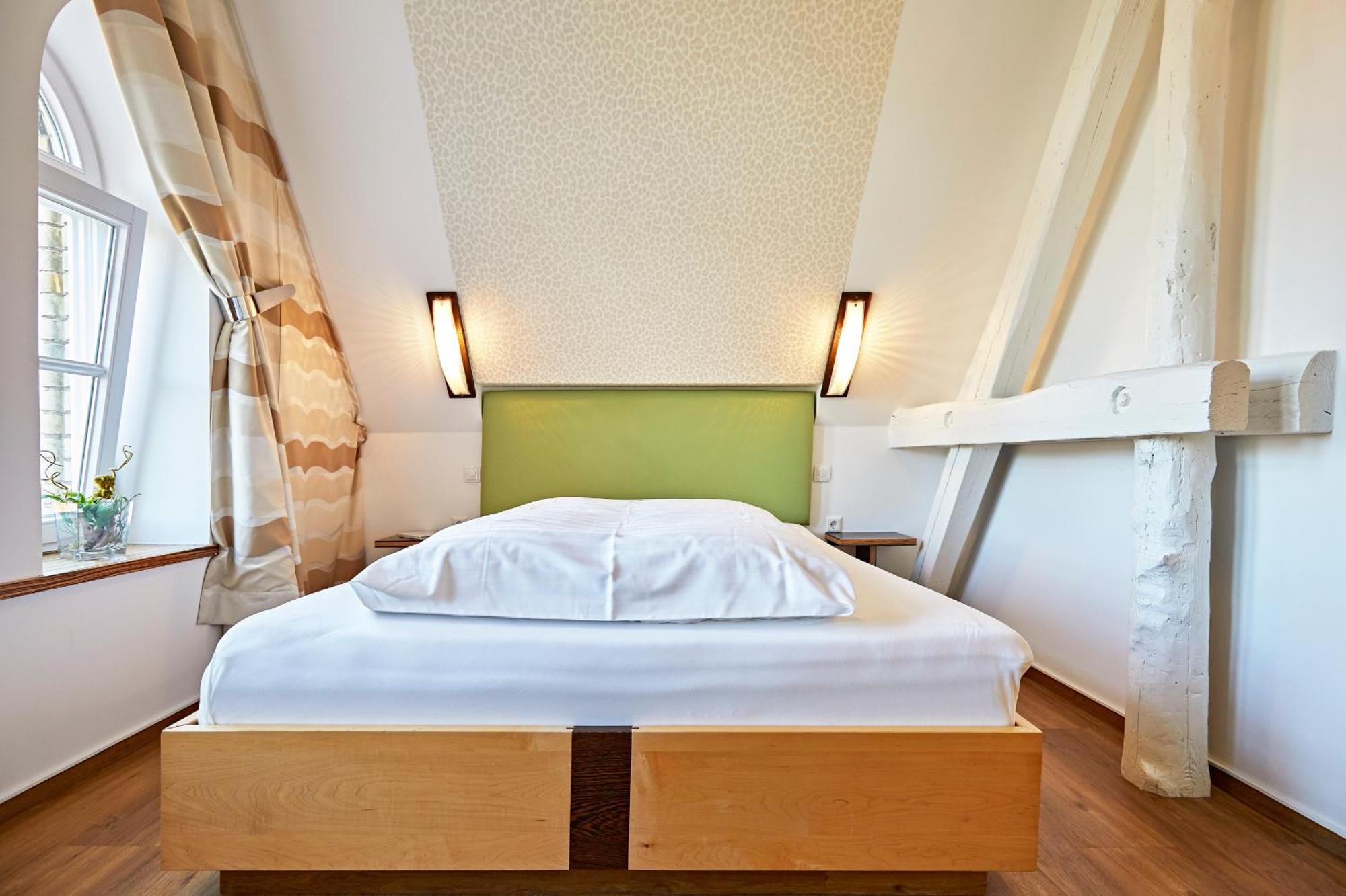 Hotel Zur Wartburg Rheda-Wiedenbrueck Luaran gambar