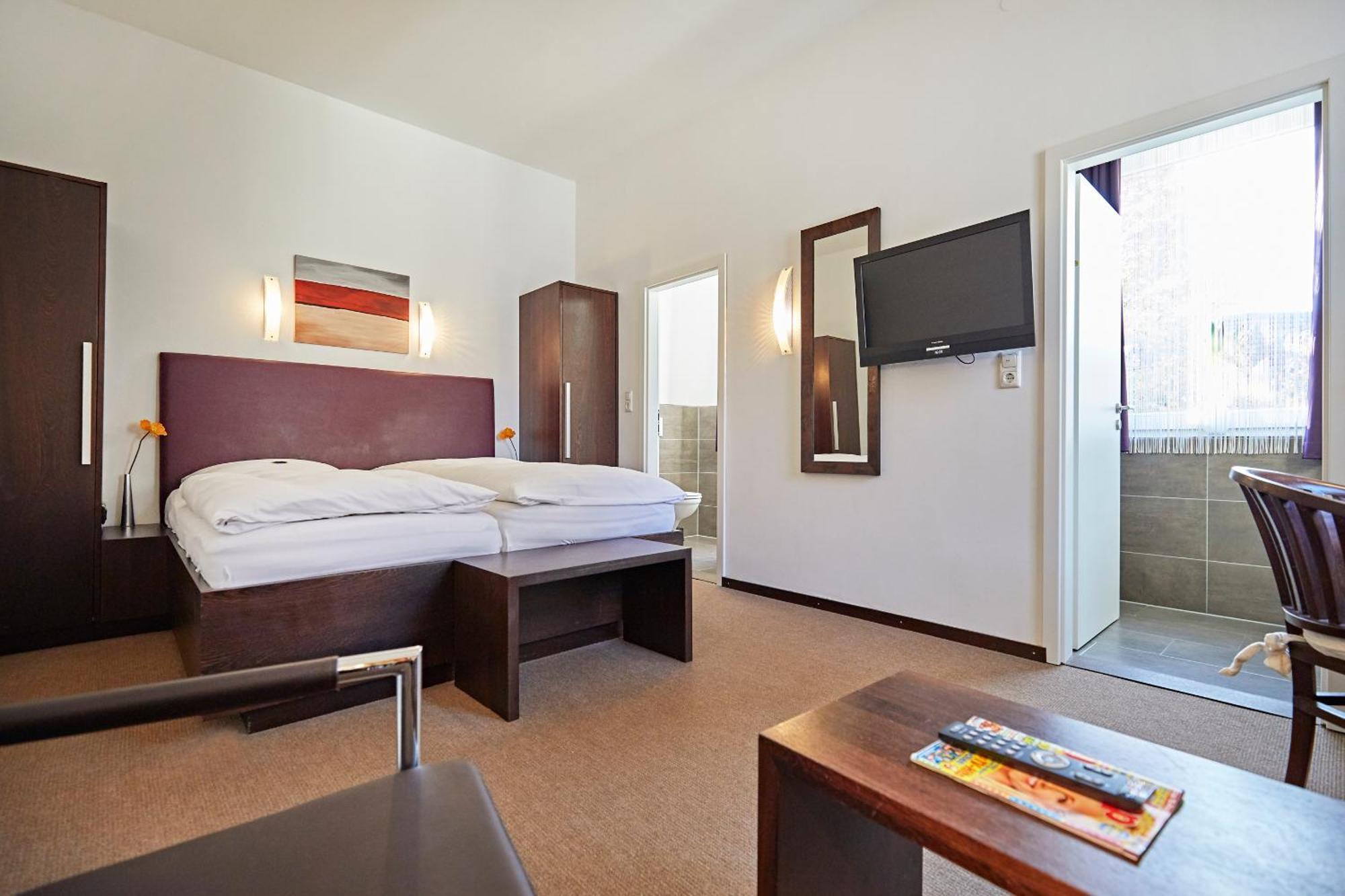 Hotel Zur Wartburg Rheda-Wiedenbrueck Luaran gambar
